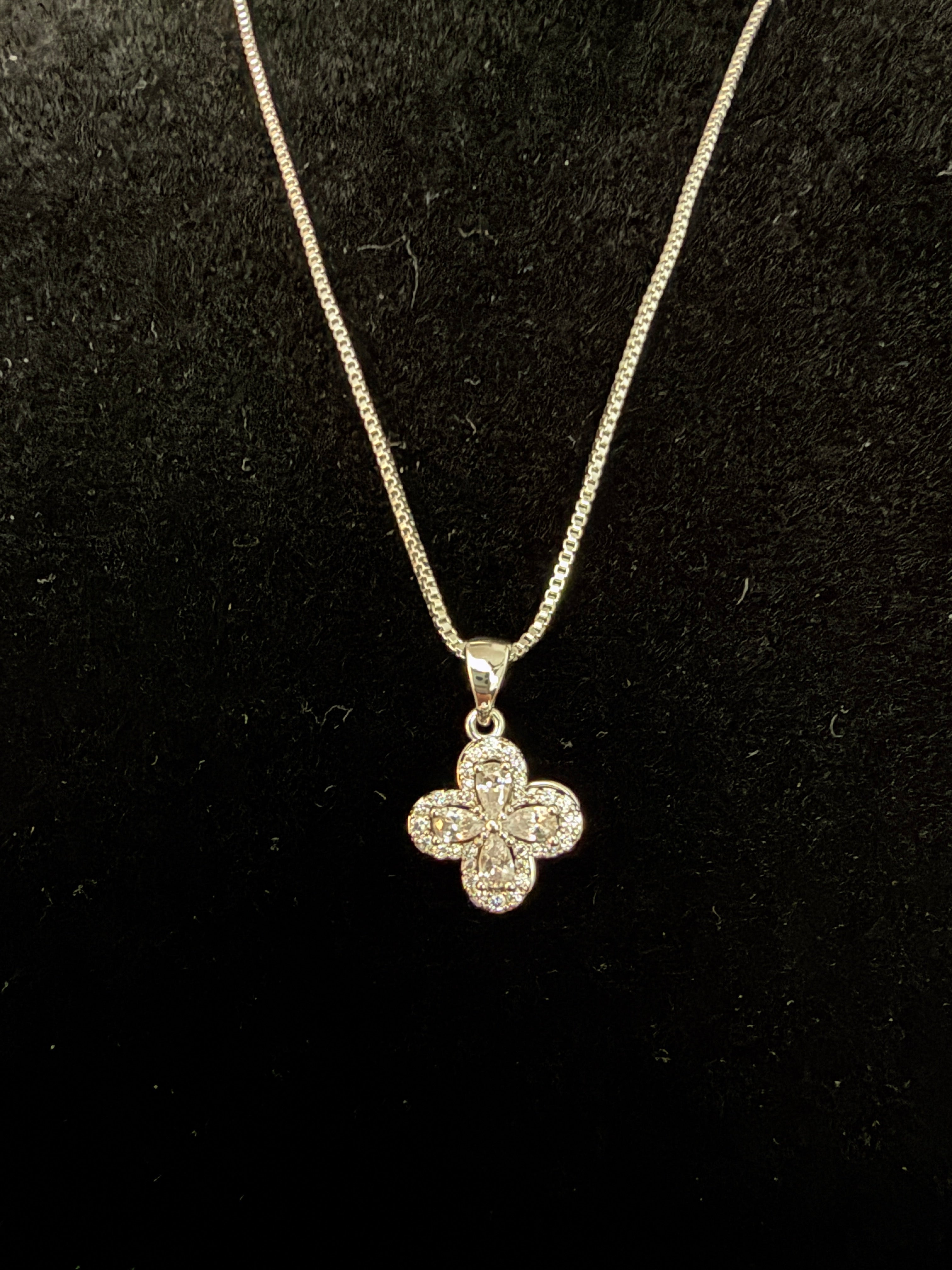 Moissanite Clover Necklace