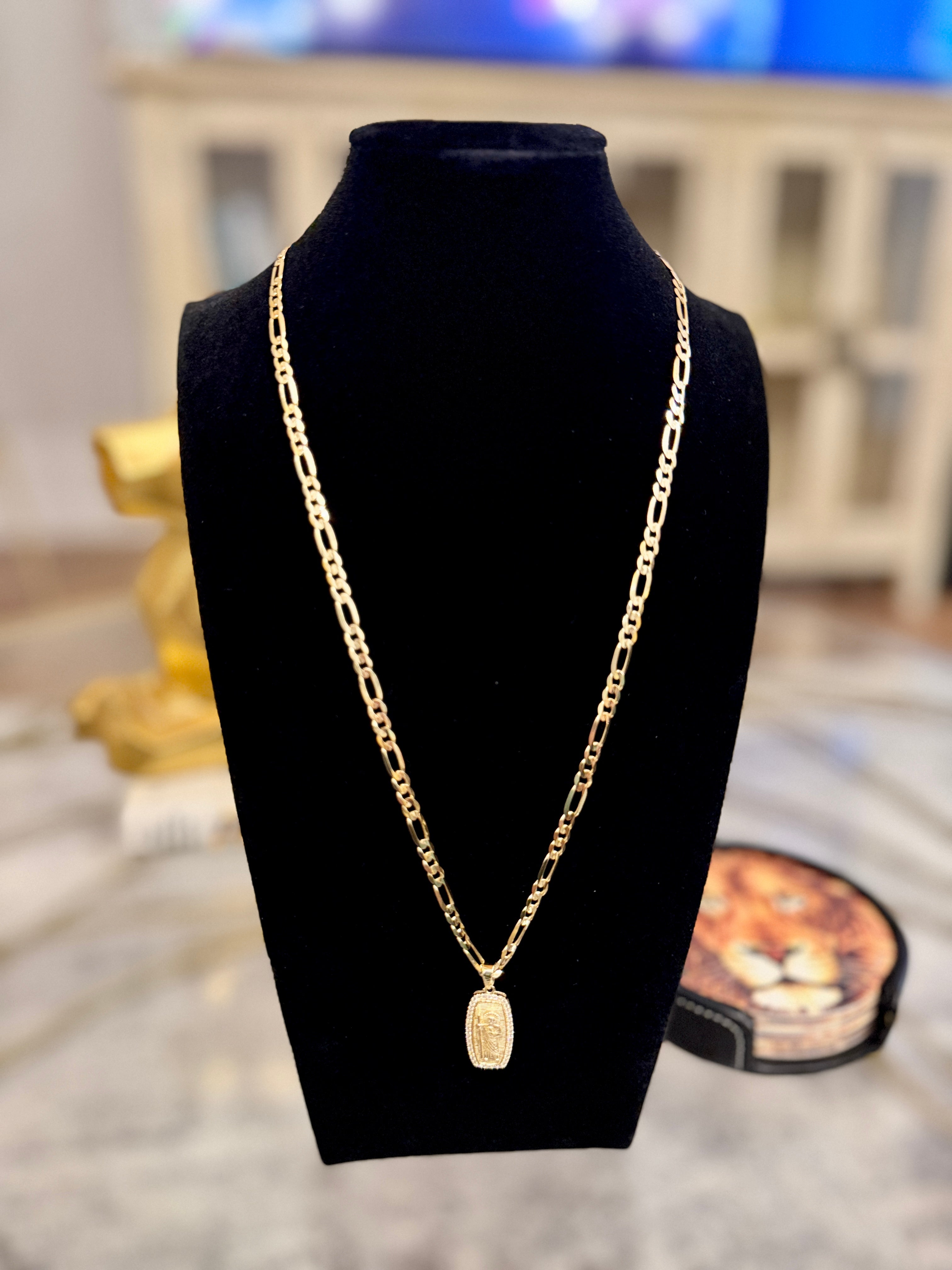 14k Solid Gold Fígaro Chain with Pendant